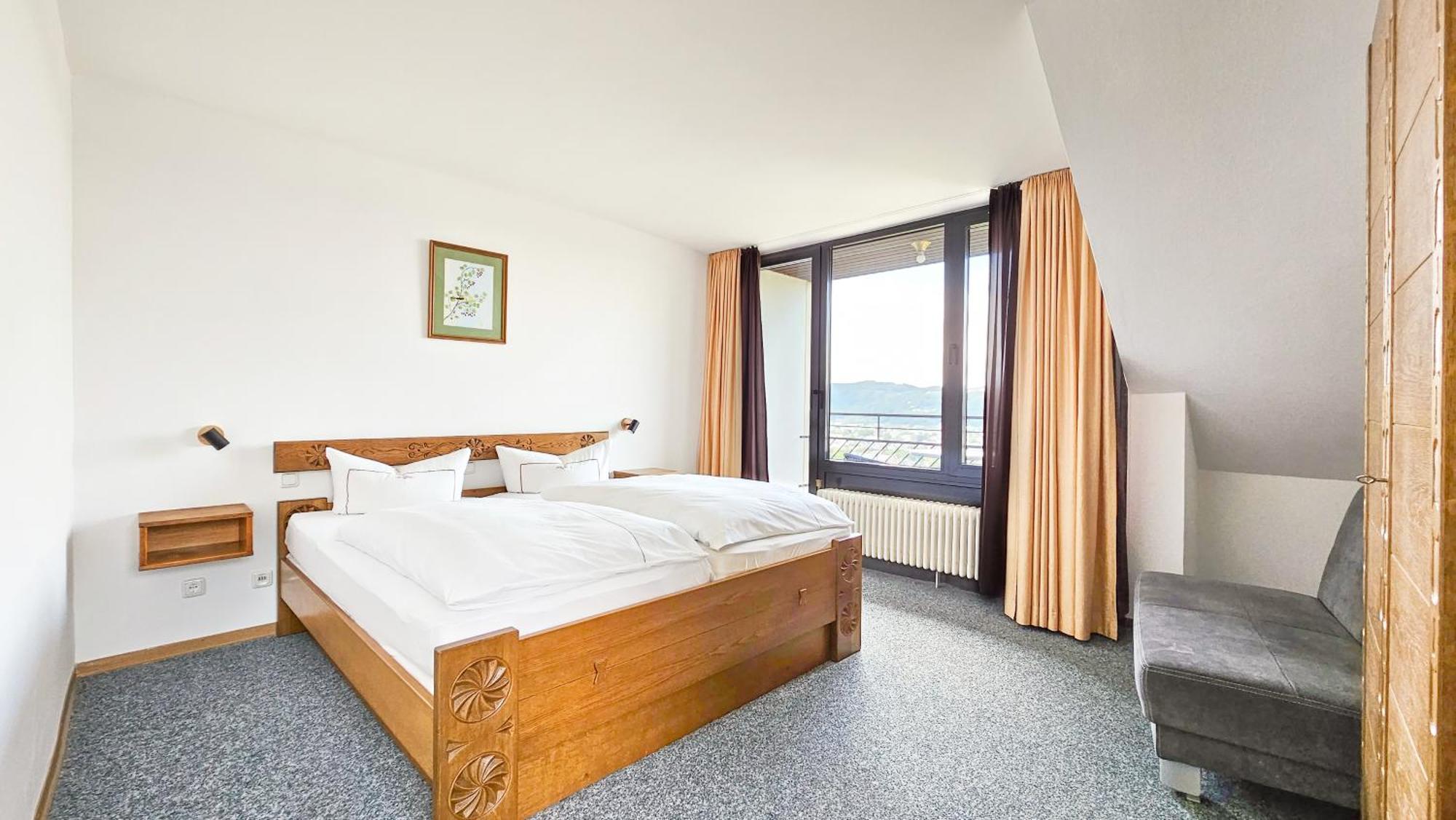 Vintage Hotel Petrisberg Trier Bagian luar foto